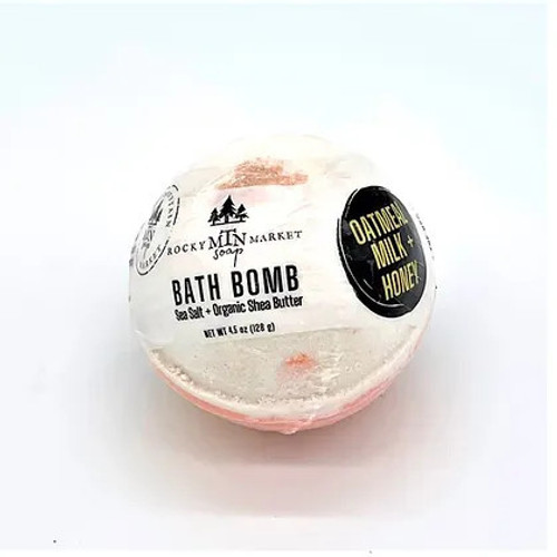  Oatmeal, Milk + Honey Bath Bomb 