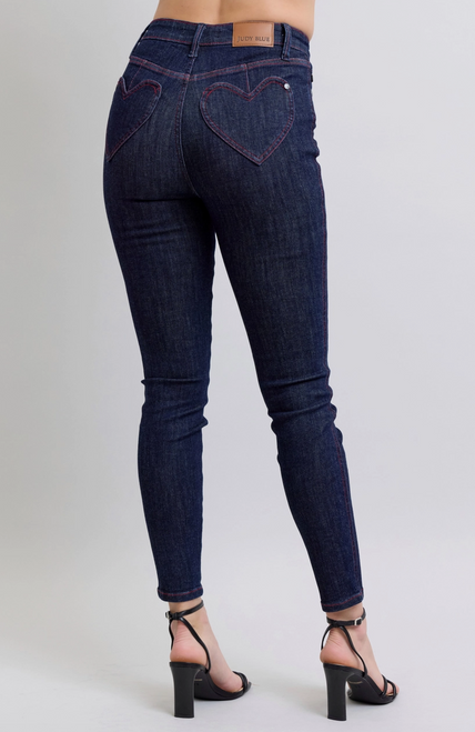 Heart Shaped Back Pockets Skinny - Judy Blue
