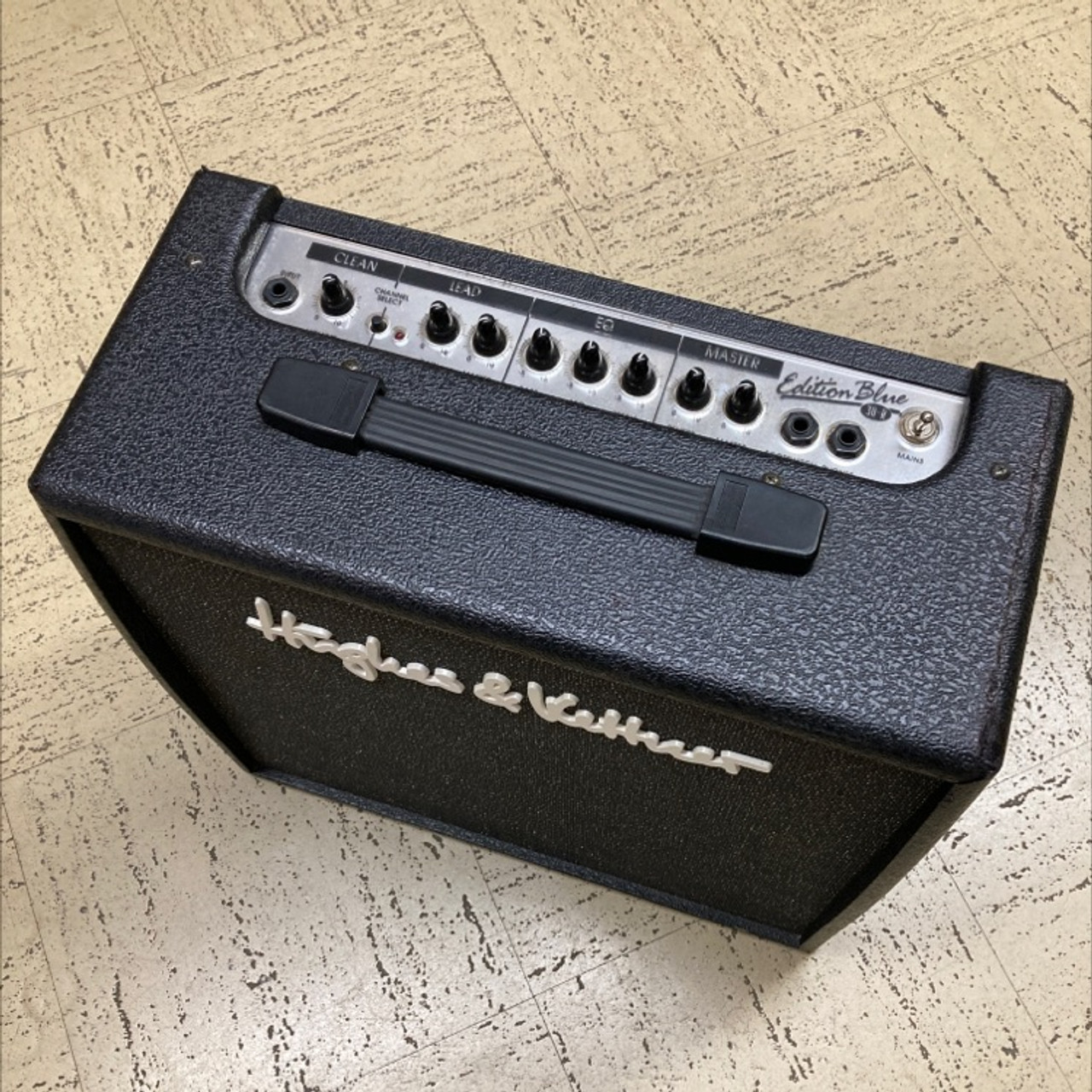 HughesKettner Edition Blue 30R 30wアンプ 音良いです!!