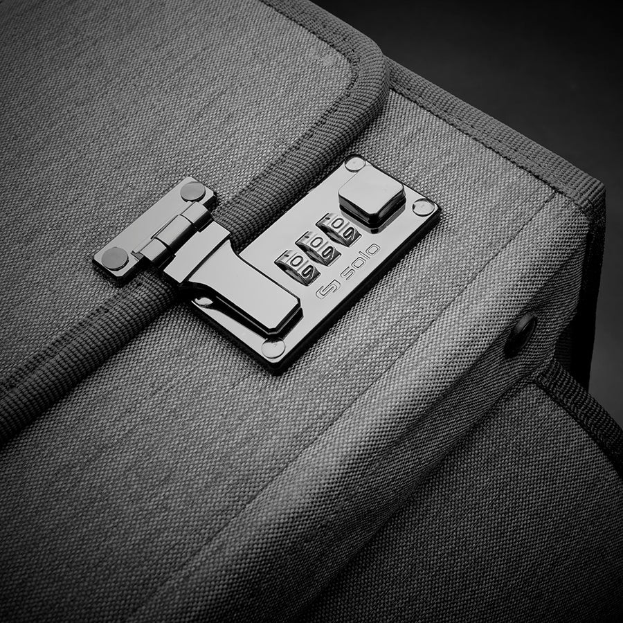 Solo Classic Rolling Catalog Case