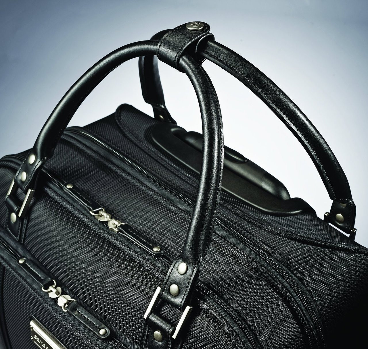 Samsonite Women's Spinner Mobile Office 57475