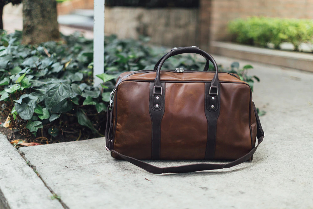 Piel Leather Classic Vintage Zip-Down Duffel 2970