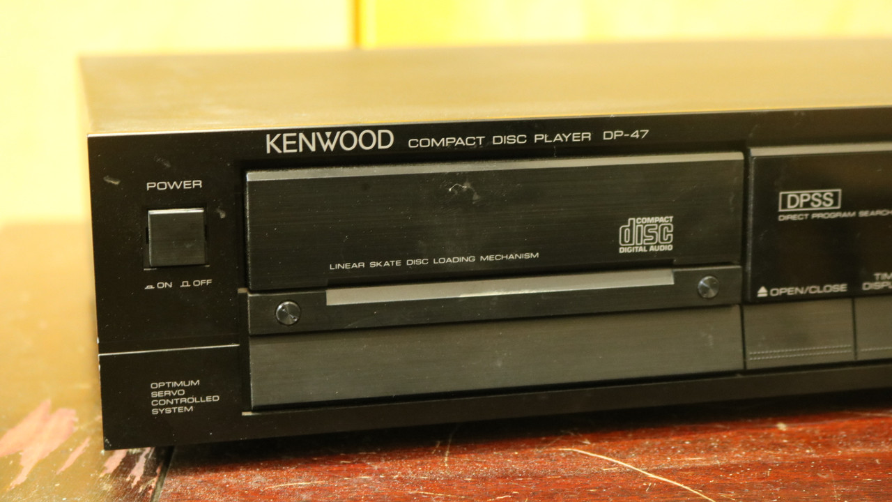 Kenwood DP-47 CD Player - Made in Japan - Vintage Compact Disc