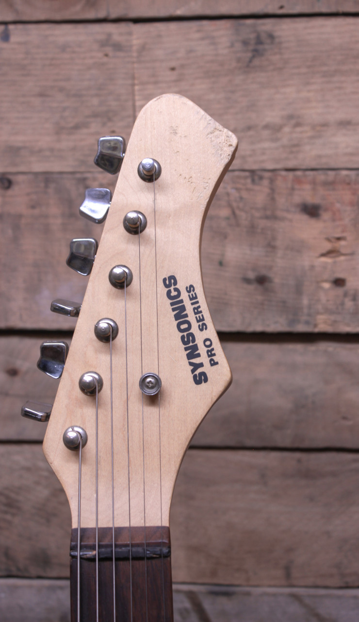 Synsonics Strat Style Black & White Guitar - Local Pickup