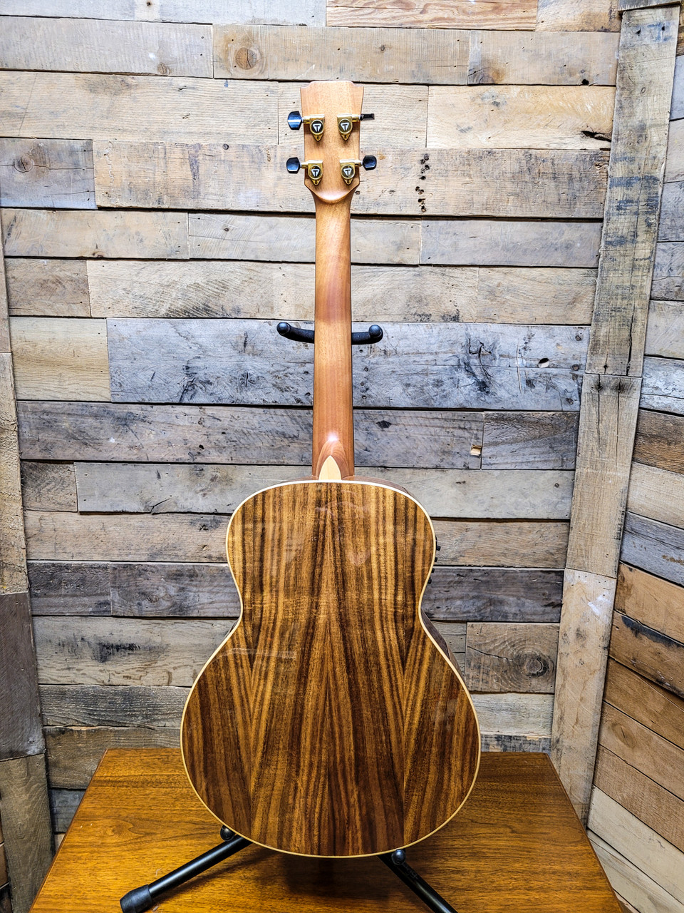 Redlands Concert Traveler Acoustic / Electric Bass Guitar RCB KE Koa