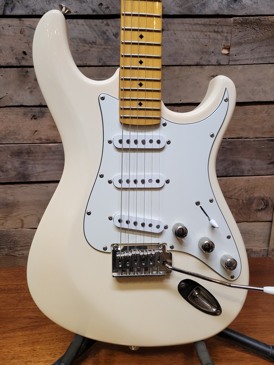 Dean Zelinsky Tagliare Private Label 2015 Cream White Z-Glide