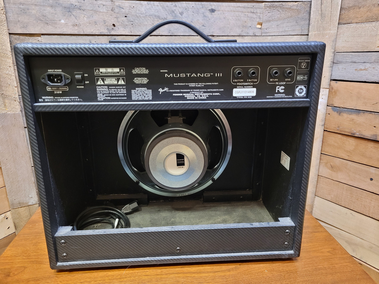 Fender Mustang III 100 Watt Modeling Amp w/ Footswitch