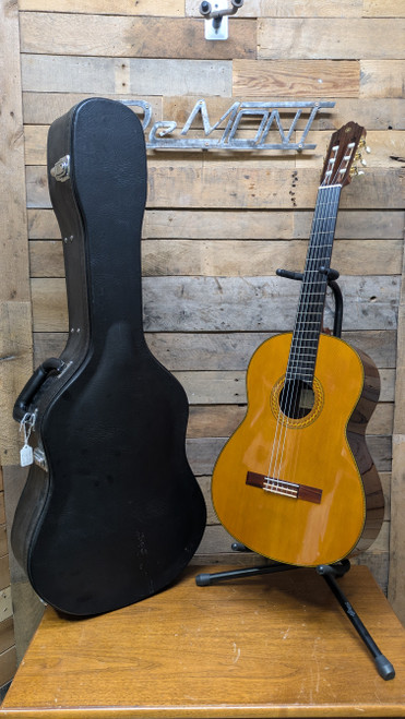 Yamaha CG192C Cedar Top Classical Nylon String Guitar w/ Hard Case