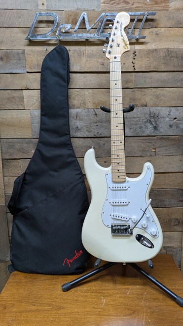 Squier Affinity Series Strat Electric Guitar - Olympic White w/ Maple Fingerboard, LOCAL U/P ONLY