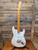 Squier Stratocaster Strat Classic Vibe 50's White / Light Pink