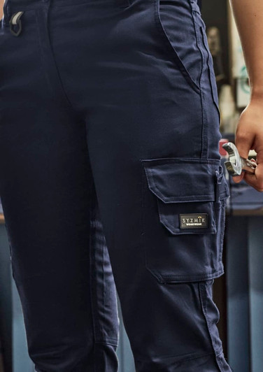 Navy rugged cargo pants featuring multiple pockets and a logo. Suitable for outdoor activities.