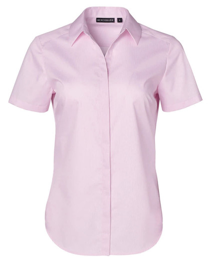 A pink short-sleeved button-up shirt with a Dobby striped pattern and a logo on the collar.