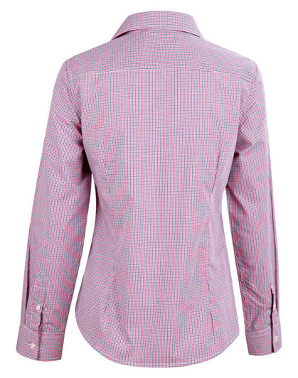 A two-tone mini check long-sleeve shirt in red and white, featuring a button-up design and a logo.