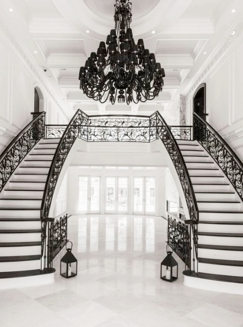 luminaire-lustre-noir-chandelier-foyer.jpg