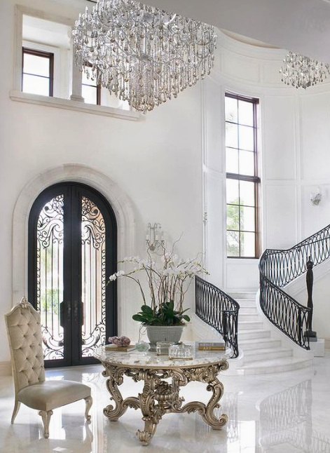 staircase-crystal-chandelier.jpg