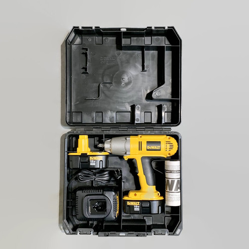 DEWALT DW059HK-2 (New-Other) 1/2-Inch 18-Volt Cordless Impact Wrench with Hog Ring Anvil