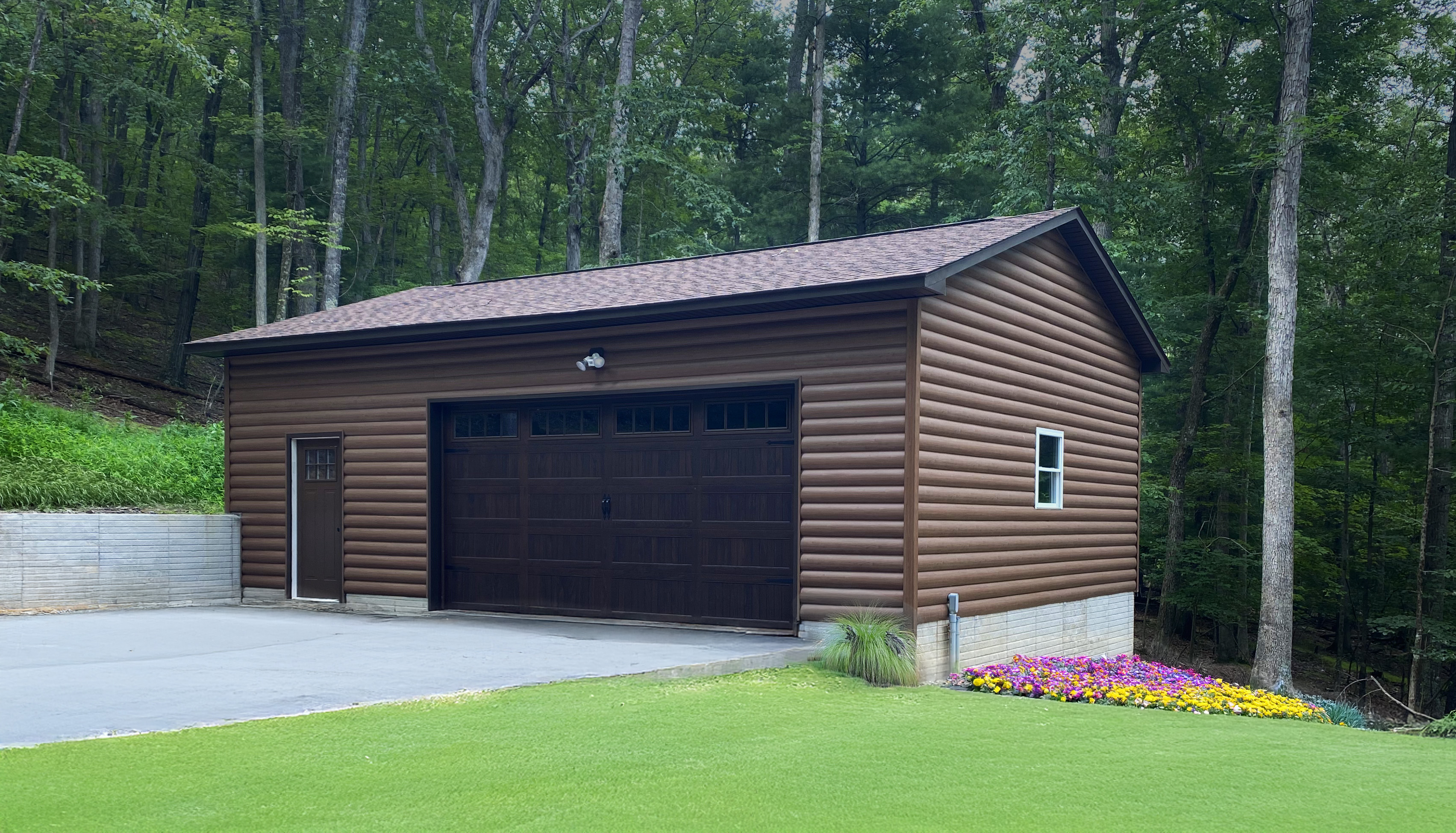Pennsylvania Garage Clad in Timbermill Log Cabin Siding