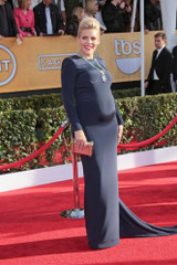 Busy Philipps wows at SAG Awards