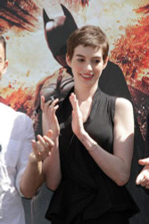 Anne Hathaway shows support for director Christopher Nolan