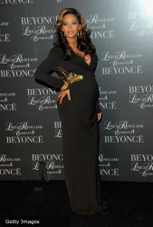 Beyonce doesn't sacrifice fashion during pregnancy