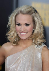 Carrie Underwood sticks to country roots