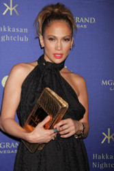 J.Lo glows on the red carpet in Vegas