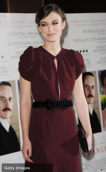 Keira Knightley looks stunning in a deep burgundy dress