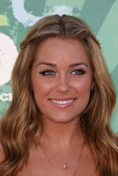 Lauren Conrad mixes sweet and sassy at book signing