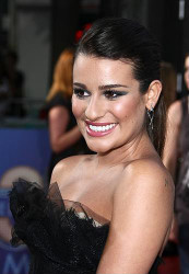 Lea Michele dons adorable look at Comic-Con