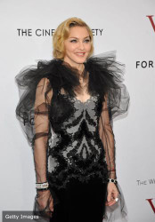 Madonna stuns on red carpet for premiere of W.E.