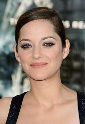 Marion Cotillard stuns in Dior Couture frock