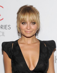 Nicole Richie struts her boho-chic style to 'Jimmy Kimmel Live'