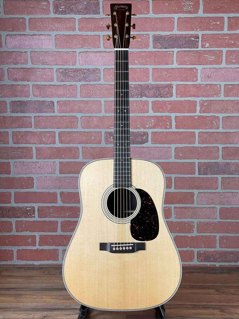 Martin D-28 Modern Deluxe Acoustic Guitar