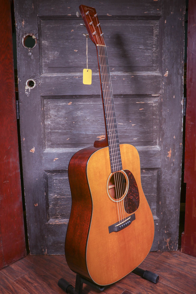 Martin Authentic Series  D-18 Authentic 1939 Aged Acoustic Guitar - With Case