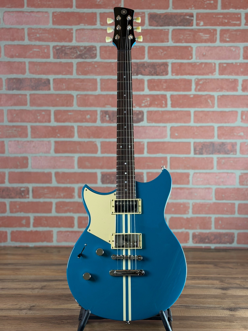 エレキギター　Yamaha　REVSTAR 青　レフティ Shop Yamaha Revstar RSE20 Left-Handed Guitar - Swift Blue | No