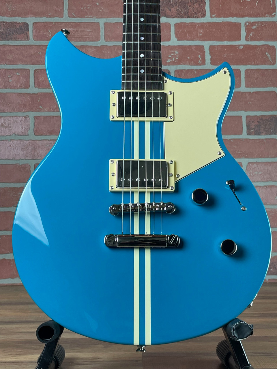 Yamaha Revstar Element RSE20-Swift Blue Electric Guitar at No