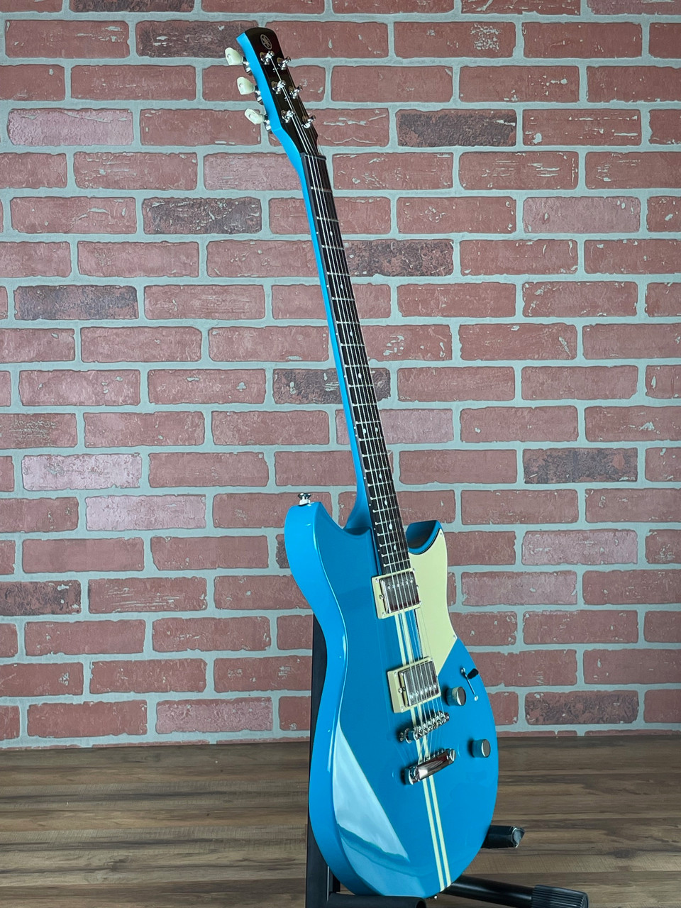 Yamaha Revstar Element RSE20-Swift Blue Electric Guitar at No