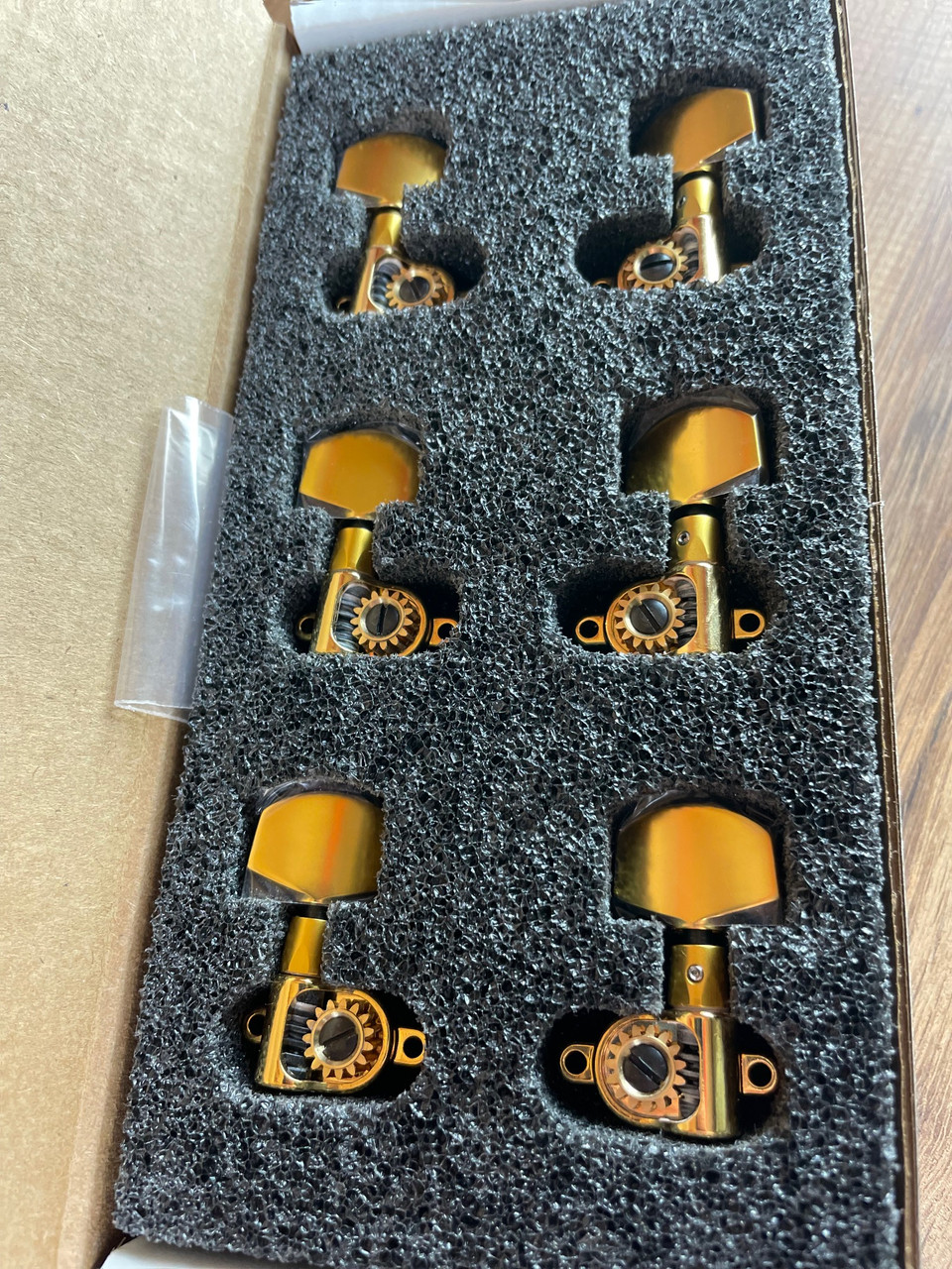 PRS Phase III Gold Locking Tuners w/ Worm Collar (set of six