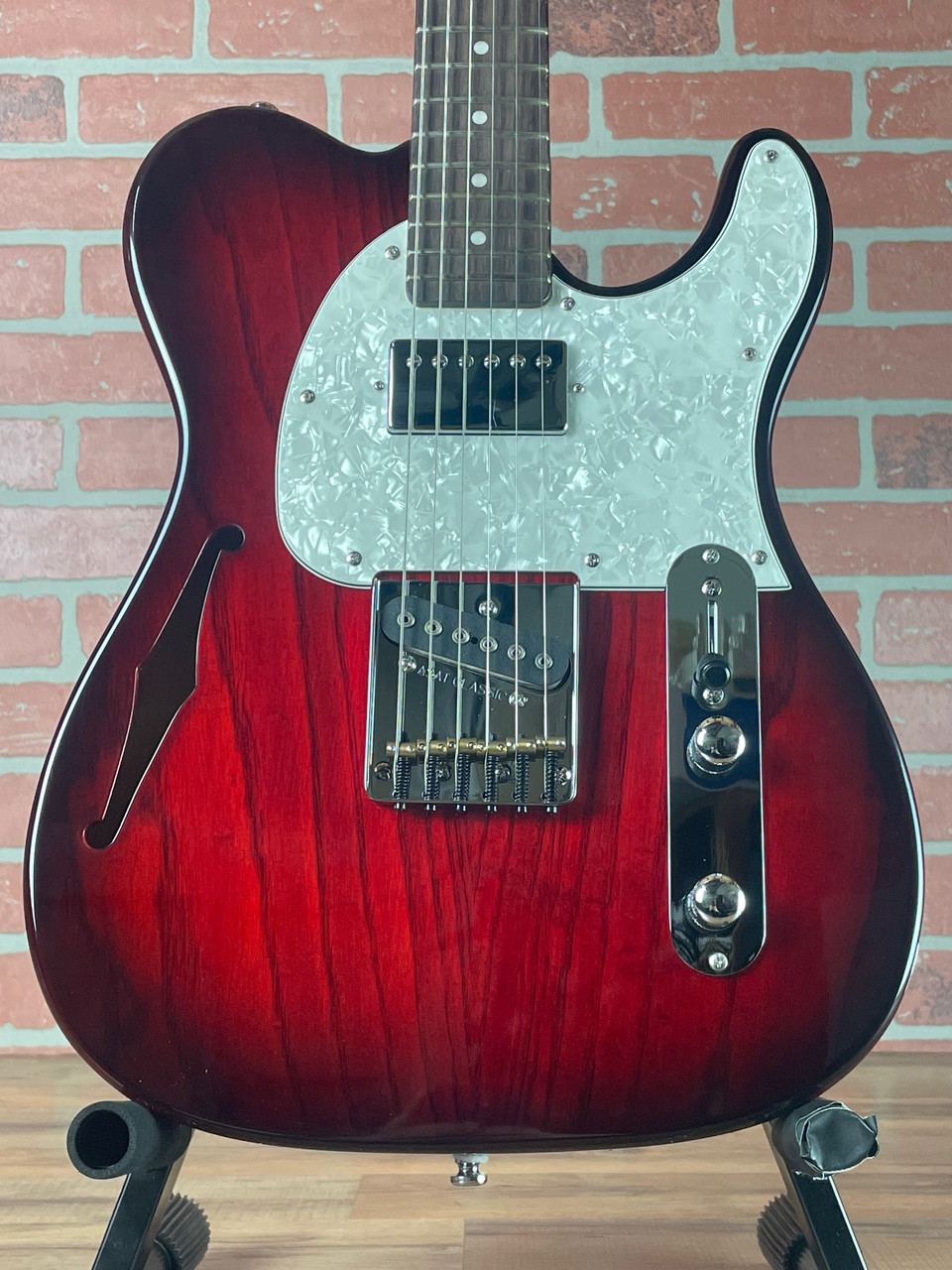 G&L Tribute Series ASAT Classic Bluesboy Semi-Hollow Body Electric ...