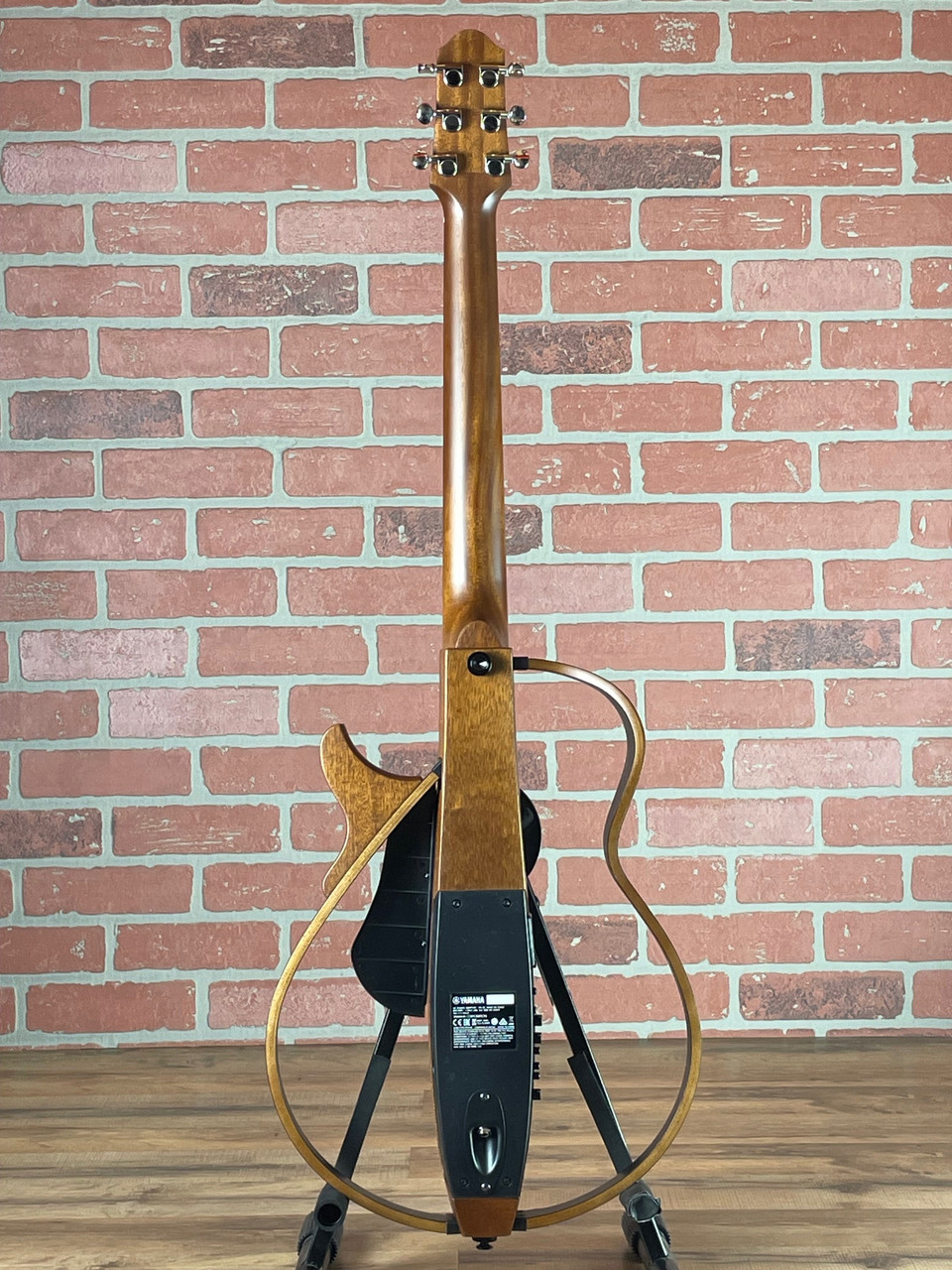 Yamaha SLG200S Silent Guitar - Natural at No Limit Guitar Co.