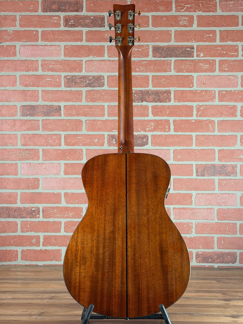 Shop Yamaha FSX5 Red Label Acoustic-Electric Guitar - Natural | No