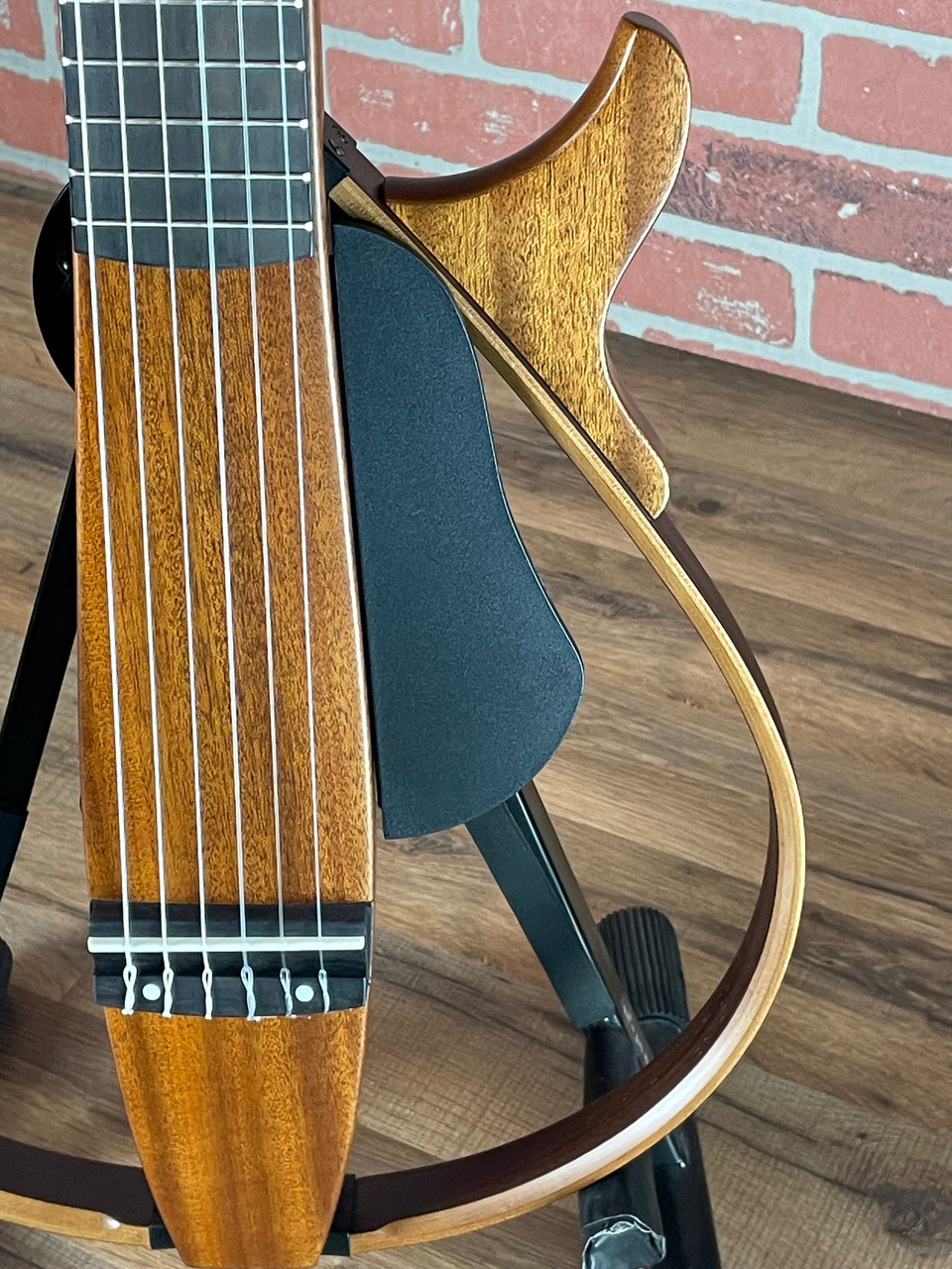 Shop Yamaha SLG200N Silent Nylon-String Guitar - Natural | No