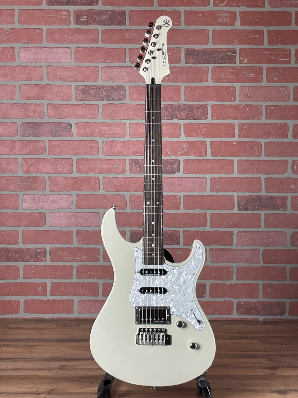 Shop Yamaha PAC612VII Pacifica Electric Guitar - Seymour Duncan