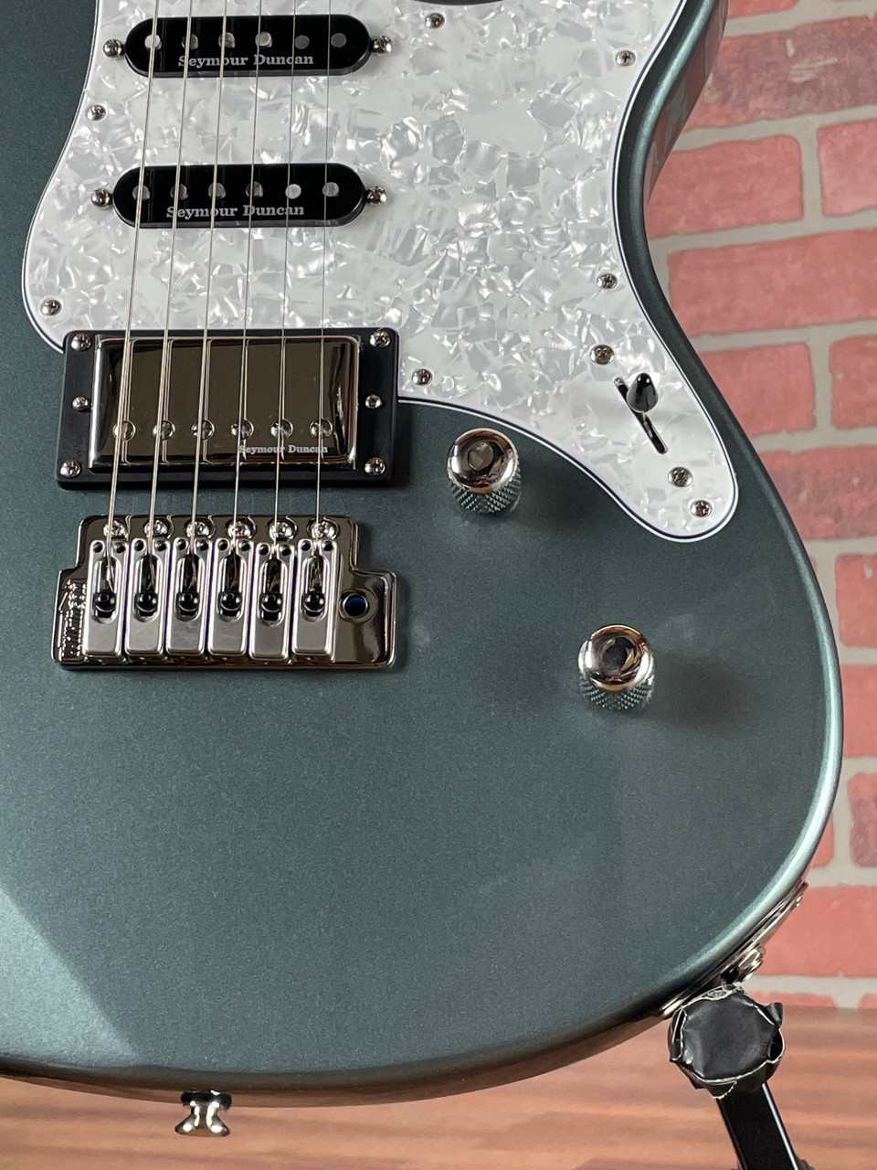 Shop Yamaha PAC612VIIX Pacifica Electric Guitar - Mist Green