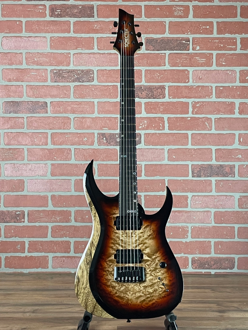 Shop Schecter USA Sunset Extreme Exotic 6 - Bird's-Eye Maple