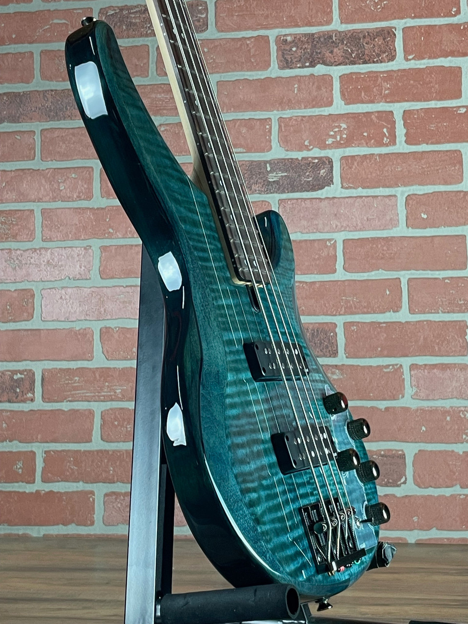 Shop Yamaha TRBX604FM 4-String Bass - Flamed Maple/Alder | No