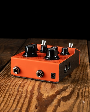 Shop Suhr Thornicus Ian Thornley Signature Fuzz Pedal | No Limit