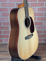 Martin D-28E Modern Deluxe Acoustic/Electric Guitar