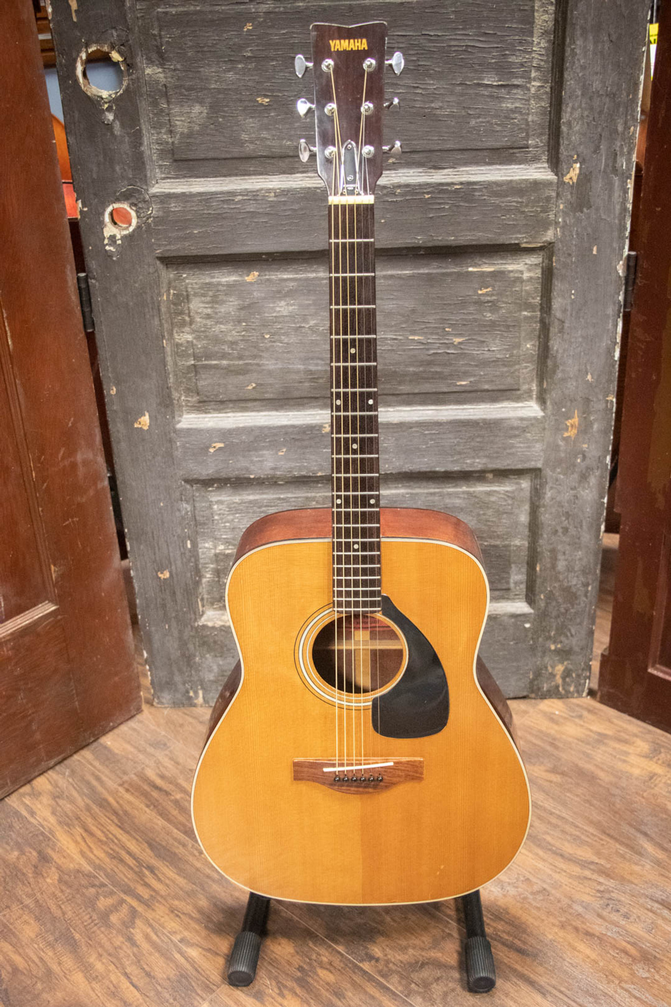 Vintage Japanese Yamaha FG-180 Acoustic Guitar at No Limit Guitar Co