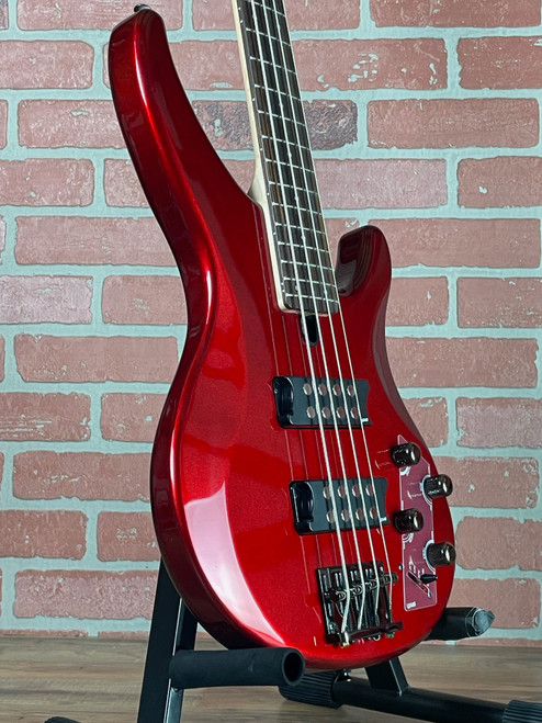 Yamaha TRBX304 4-String Electric Bass Guitar - Candy Apple Red Yamaha TRBX304 4-String Electric Bass Guitar - Candy Apple Red